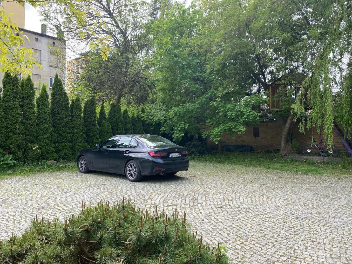 Piekarnia Apartamenty Manufaktura, Parking, Dostep Na Kod, Klima, 1-3 Pokoje, Prywatna Kamienica Łódź Eksteriør bilde